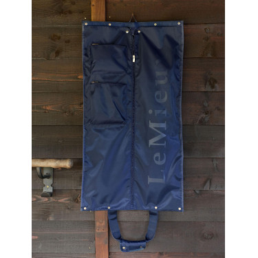 Sac de voyage LeMieux pour veste de concours Luxe Marine Bleu marine Sac de voyage LeMieux pour veste de concours Luxe Marine Bleu marine