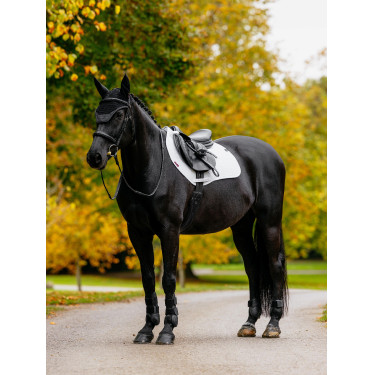 Tapis Eurojump LeMieux Essence Square Blanc Tapis Eurojump LeMieux Essence Square Blanc