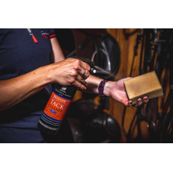 Pack soin des cuir Belvoir Duo Step 1+ Step 2 Carr & Day & Martin Pack soin des cuir Belvoir Duo Step 1+ Step 2 Carr & Day & Martin