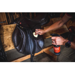 Pack soin des cuir Belvoir Duo Step 1+ Step 2 Carr & Day & Martin Pack soin des cuir Belvoir Duo Step 1+ Step 2 Carr & Day & Martin