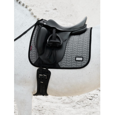 LeMieux Aspen Square dressuurzadeldek Chevronpatroon
