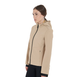 Aangesloten softshell damesjas met verborgen zakken Equestro Beige