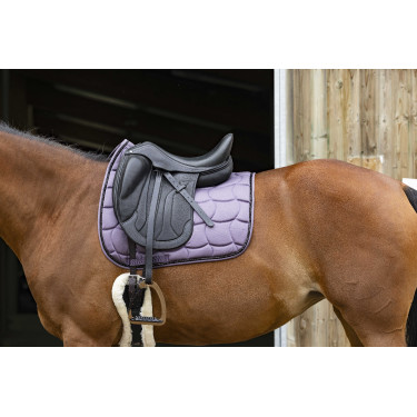 Zadeldek Equithème Satin Pruim Violet Zadeldek Equithème Satin Pruim Violet