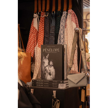 Porte foulard Pénélope Cognac Marron Porte foulard Pénélope Cognac Marron