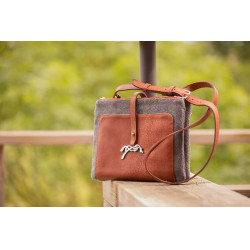 Pénélope Pablito tas groot model Chevronpatroon / cognac Bruin