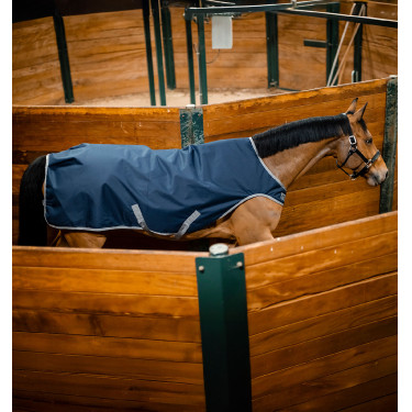 Stapmolen-deken Horseware Amigo Ripstop 900D 100 g Marine / titaangrijs Marineblauw Stapmolen-deken Horseware Amigo Ripstop 900D 100 g Marine / titaangrijs Marineblauw