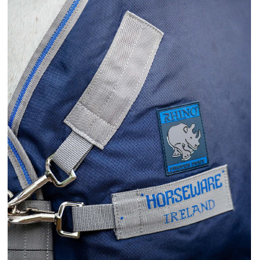 Couverture d'extérieur Horseware Rhino® Plus Poney 250g 1000D Noir / gris titane / bleu classique Couverture d'extérieur Horseware Rhino® Plus Poney 250g 1000D Noir / gris titane / bleu classique