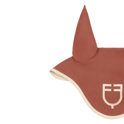 Bonnet Equestro matelassé Wave en tissu technique Redwood / blanc antique Rouge