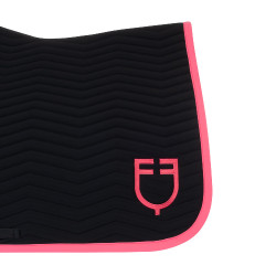 Dressuurdekje Equestro gewatteerd Wave in technische stof Zwart / kamperfoelie