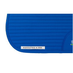 Dressuurzadeldek Equestro x FISE met geborduurd logo Blauw van Savoye