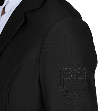 Kinderwedstrijdjas Equestro slim fit met drie knopen Zwart Kinderwedstrijdjas Equestro slim fit met drie knopen Zwart