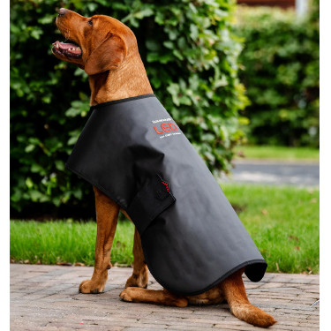 Manteau pour chien de Thérapie Horseware par lumière rouge LED Noir / noir Manteau pour chien de Thérapie Horseware par lumière rouge LED Noir / noir