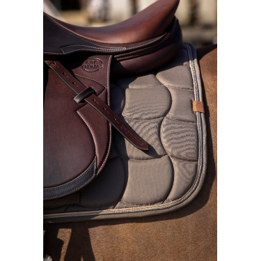 Tapis de selle Equithème Shiny Marron clair