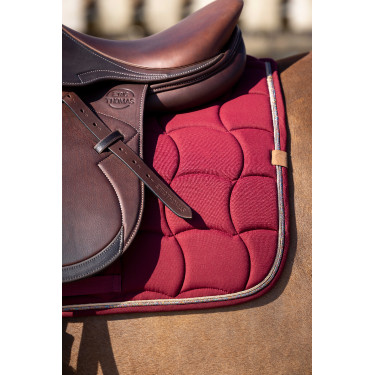 Tapis de selle Equithème Shiny Bordeaux