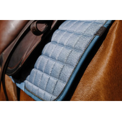 Tapis de selle Equithème Chic Bleu Tapis de selle Equithème Chic Bleu