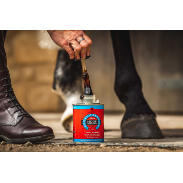 Oliesmeersel voor hoeven Carr & Day & Martin Hoof Dressing Cornucrescine