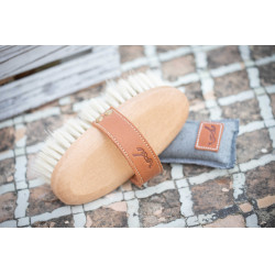 Brosse Pénélope Poils doux petit modèle Brosse Pénélope Poils doux petit modèle