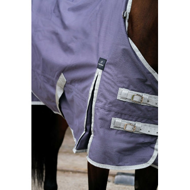 Couverture Equithème Tyrex 1200D recyclée Taupe Marron Couverture Equithème Tyrex 1200D recyclée Taupe Marron