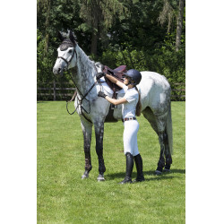 Vliegenmuts Back On Track met oren Zwart