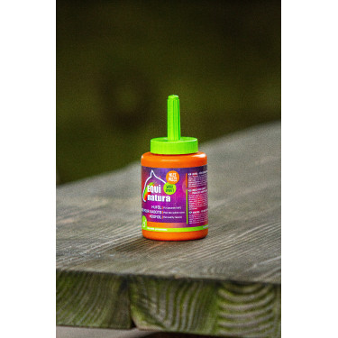 Huile pour sabots Equinatura avec pinceau 450 mL Huile pour sabots Equinatura avec pinceau 450 mL