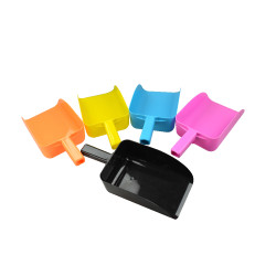 Kunststof graanschep gekleurd Zwart Kunststof graanschep gekleurd Zwart