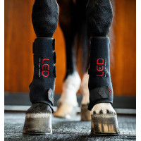 Horseware therapeutische peesbeschermers met rood LED-licht Zwart / zwart