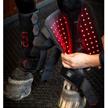 Horseware therapeutische peesbeschermers met rood LED-licht Zwart / zwart