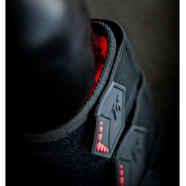 Horseware therapeutische peesbeschermers met rood LED-licht Zwart / zwart