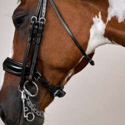 Bride Muserolle Large Mat Working By Dy'on Noir