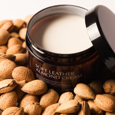 Zachte ledercrème met Amandel Grooming Deluxe