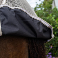 Vliegendeken met buikbescherming Comfort Kentucky Beige met ruitjes Vliegendeken met buikbescherming Comfort Kentucky Beige met ruitjes