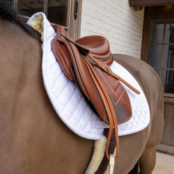 Kentucky Skin Friendly Diamond springzadelpad van schapenvacht Wit