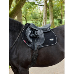 Tapis de selle LeMieux CC Puissance Suede Noir Tapis de selle LeMieux CC Puissance Suede Noir
