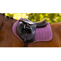 Tapis LeMieux Reflective Suede Close Contact Square Mallow Violet Tapis LeMieux Reflective Suede Close Contact Square Mallow Violet