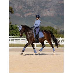 Tapis LeMieux Reflective Suede Dressage Square Powder blue Bleu