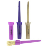 Borsteltje voor hoeven met...