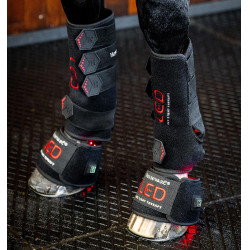 Mini therapeutische beenbeschermer van Horseware met rood LED-licht Zwart / zwart