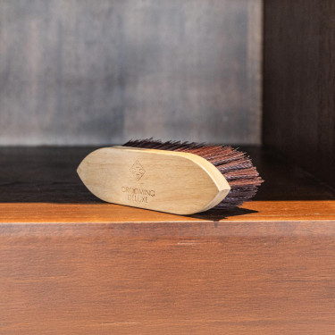 Brosse Classic en bois courte dure Grooming Deluxe by Kentucky Marron