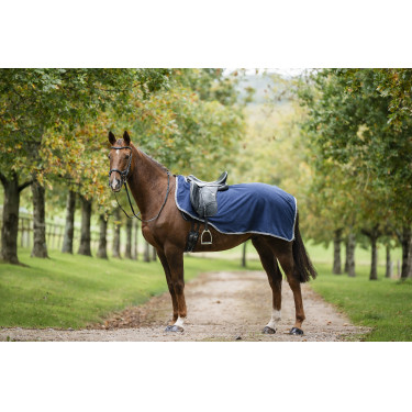 Couvre-reins Horseware Rambo polaire imperméable Marine / orage / gris argent Bleu marine Couvre-reins Horseware Rambo polaire imperméable Marine / orage / gris argent Bleu marine