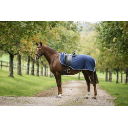 Couvre-reins Horseware Rambo polaire imperméable Marine / orage / gris argent Bleu marine Couvre-reins Horseware Rambo polaire imperméable Marine / orage / gris argent Bleu marine