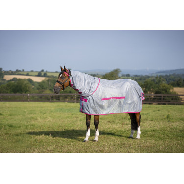 Couverture anti-mouches Bucas Buzz-Off Rain avec couvre-cou Bleu blossom Couverture anti-mouches Bucas Buzz-Off Rain avec couvre-cou Bleu blossom