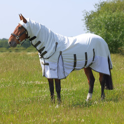 Volledige anti-vliegen deken Shires Highlander Plus Sun Shade Wit