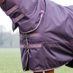 Couverture d'extérieur intégrale 100 Shires Typhoon Couverture d'extérieur intégrale 100 Shires Typhoon