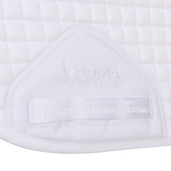 Tapis de selle de dressage numéroté Shires Arma