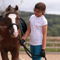 T-shirt technique React jeune cavalier Shires Aubrion Blanc