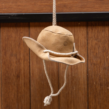 Jouet de box Imperial Riding Cowboy hat Marron Jouet de box Imperial Riding Cowboy hat Marron