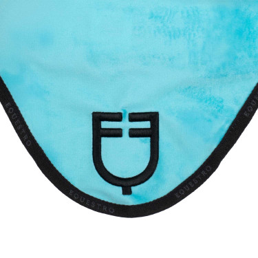 Bonnet modèle GP Equestro avec logo en daim Ciel Bleu Bonnet modèle GP Equestro avec logo en daim Ciel Bleu