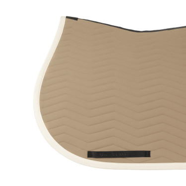 Tapis de saut Equestro matelassé Wave en tissu technique Oxford tan / blanc antique Tapis de saut Equestro matelassé Wave en tissu technique Oxford tan / blanc antique