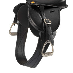 Selle d'obstacle Equestro pour cheval jouet Noir Selle d'obstacle Equestro pour cheval jouet Noir