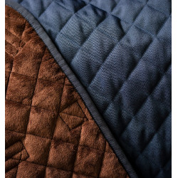 Couverture de box Signature 200g Horseware Marine / marron / argent Bleu marine Couverture de box Signature 200g Horseware Marine / marron / argent Bleu marine